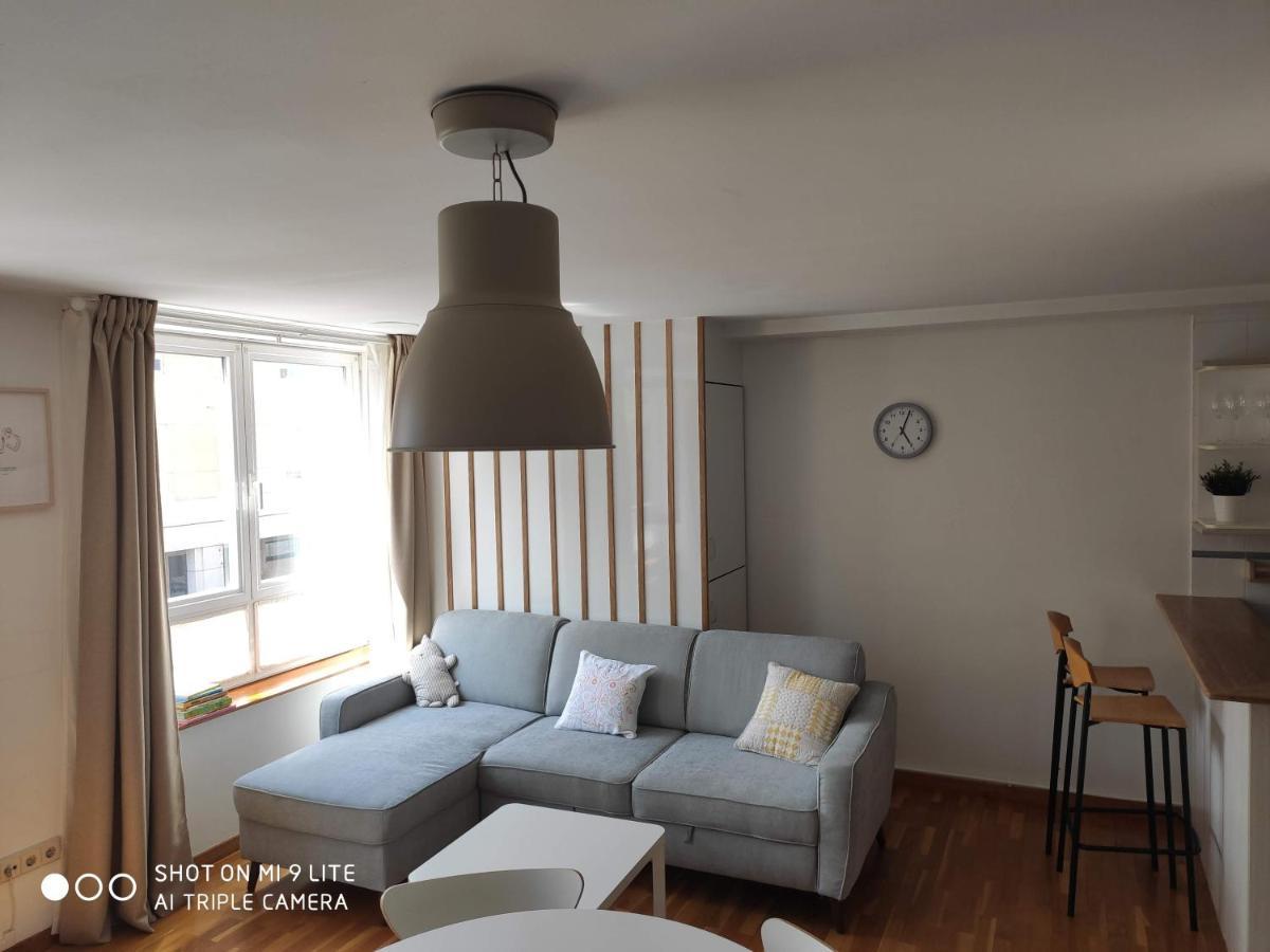 Luminoso y acogedor apartamento con excelente ubicación Oleiros Exterior foto